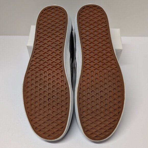 Vans Classic Slip-On Shoe in Charcoal Grey main image 8